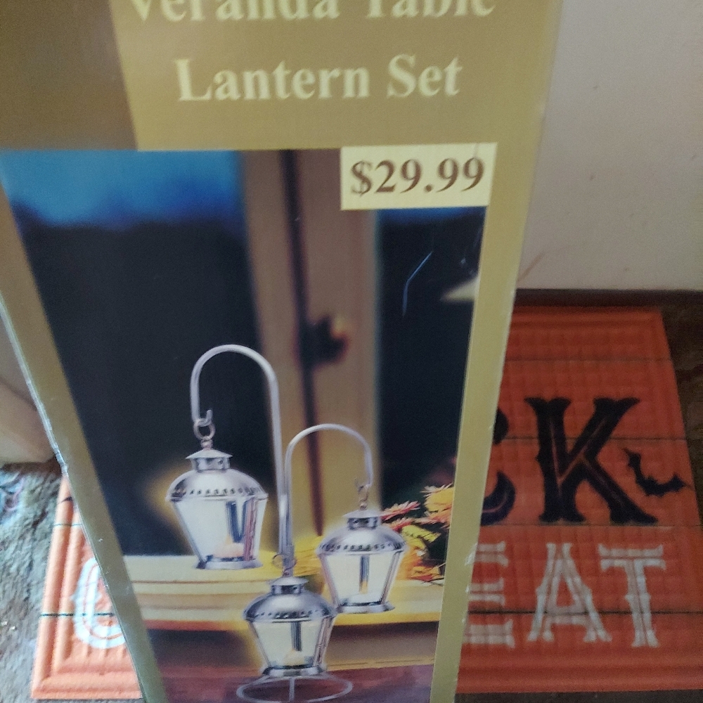 Veranda Table Lantern Set - Picture 3 of 3